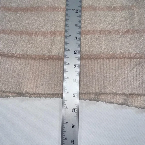 NWT Barefoot Dreams CozyChic Lite Striped Raglan Sweater Pink Cream Size Small - Picture 8 of 10